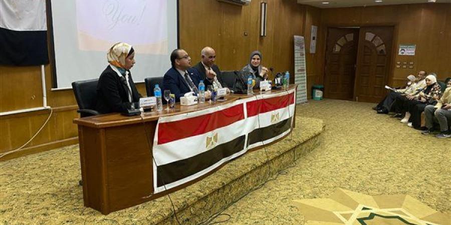 جامعة كفر الشيخ تنظم ندوة عن كيفية التقدم للحصول علي منحة دراسية بالخارج - نبض مصر