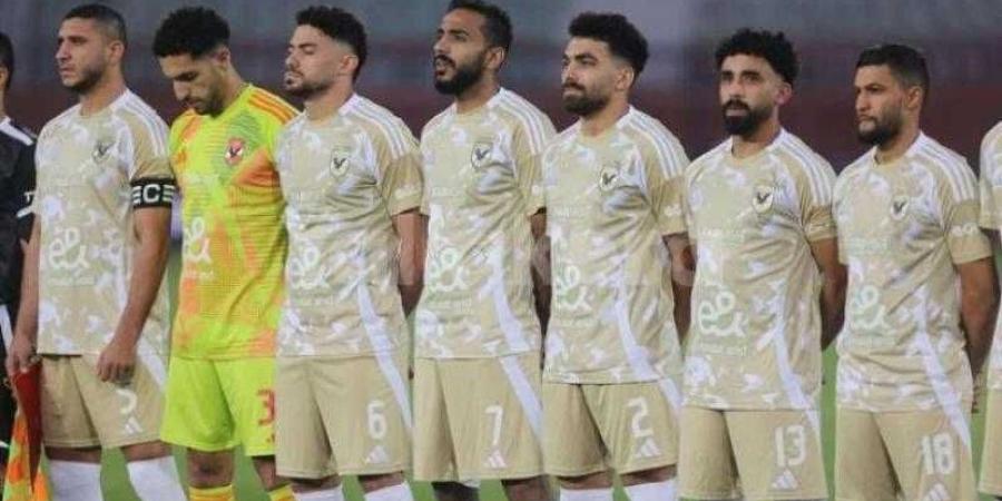 الأهلي يختتم تدريباته ويطير اليوم لجنوب أفريقيا لملاقاة أورلاندو - نبض مصر