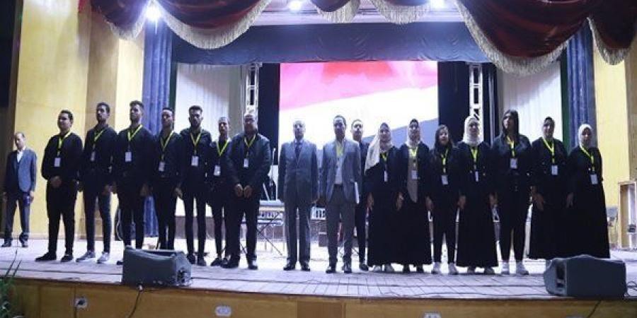 كورال جامعة سوهاج يتألق في الملتقى الفني الثاني والعشرين للجامعات العربية - نبض مصر