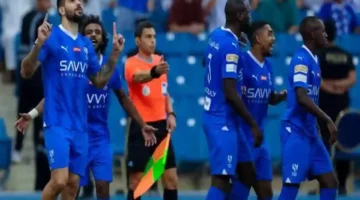 عقد لا يليق بمكانته!! أزمة بين الهلال والدوسري تمنح الفرصة لـ "يلو".. تفاصيل صادمة