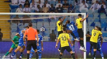 شوط أول سلبي بين الاتحاد والهلال بربع نهائي كأس خادم الحرمين