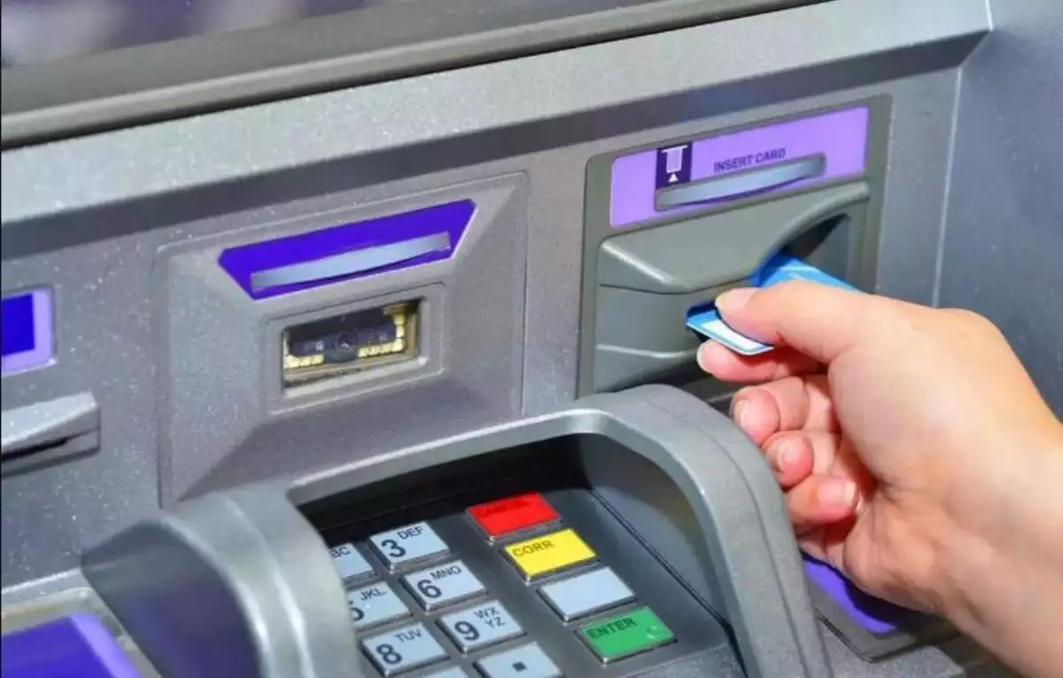 آخر تحديث لـ رسوم السحب والاستعلام من ماكينات ATM  بعد قرار البنك المركزي الأخير 