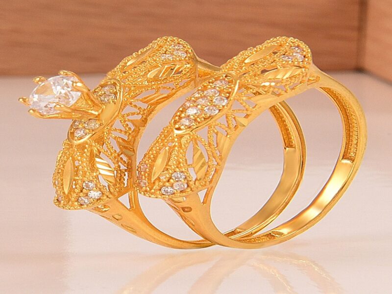 مكاسب الذهب عيار 21 الأسبوعية| أسعار البيع والشراء في مصر بالمصنعية الأحد 28-9-2025