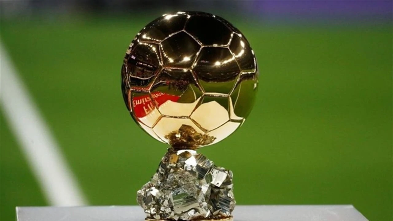 "مـن الفائـز المتوج" تعـرف على موعـد جائزة الكرة الذهبية والمرشحـون الأبـرز.. هذه هي القنوات الناقلة للحفل