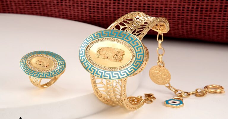 سعر الذهب في مصر اليوم بالمصنعية| بعيار 21 بيع وشراء قبل بدء تعاملات الصاغة لأسبوع جديد الاثنين 6-10-2025