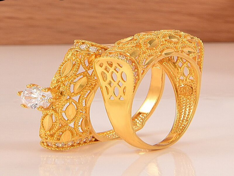 بكم أسعار الذهب اليوم في مصر عيار 21 بالمصنعية| مع أول ساعات أسبوع جديد الاثنين 6-10-2025