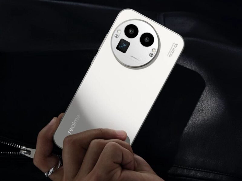 وحش الأداء قادم!.. سعر ومواصفات Realme GT 8 النهائي | هاتف جبار بشاشة 144 هرتز وبطارية 7000 مللي أمبير