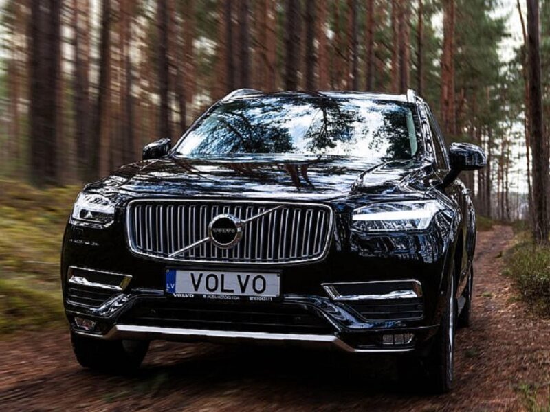 تخفيض هائل ومفاجئ!.. تراجع أسعار ڤولڤو XC90 الجديدة بقيمة 340 ألف جنيه في السوق المصري