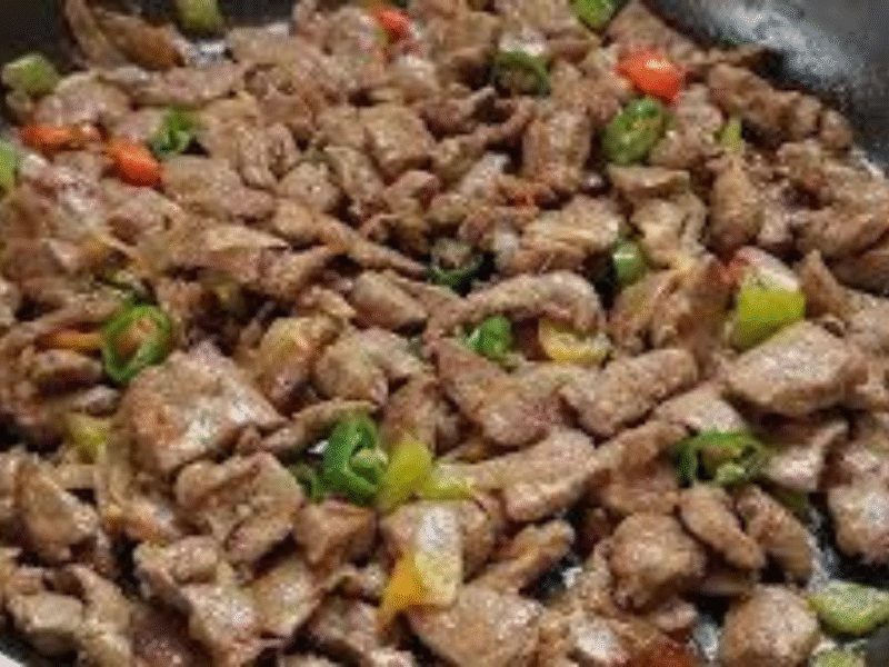 أسهل طريقة لعمل الكبدة الشرائح… نكهة مصرية أصيلة بخطوات بسيطة