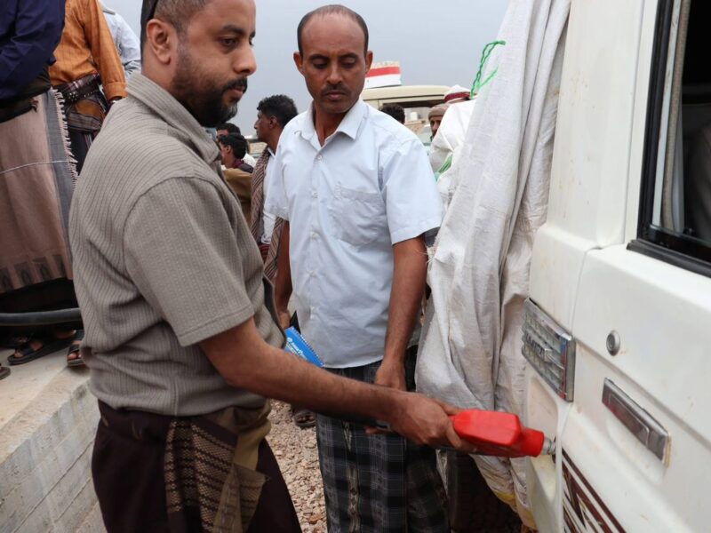 “تحسن الظروف المعيشية في سقطرى مع انخفاض أسعار المشتقات النفطية