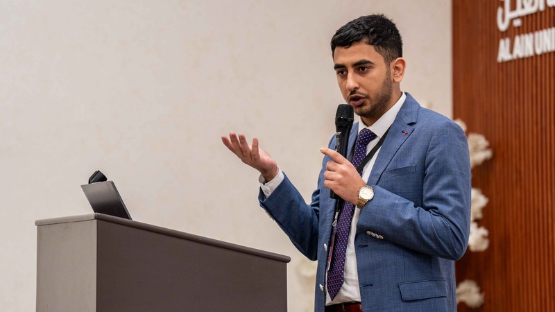 نجاح وتميز طلبة جامعة النجاح الوطنية في مؤتمر الذكاء الاصطناعي بجامعة العين الإماراتية