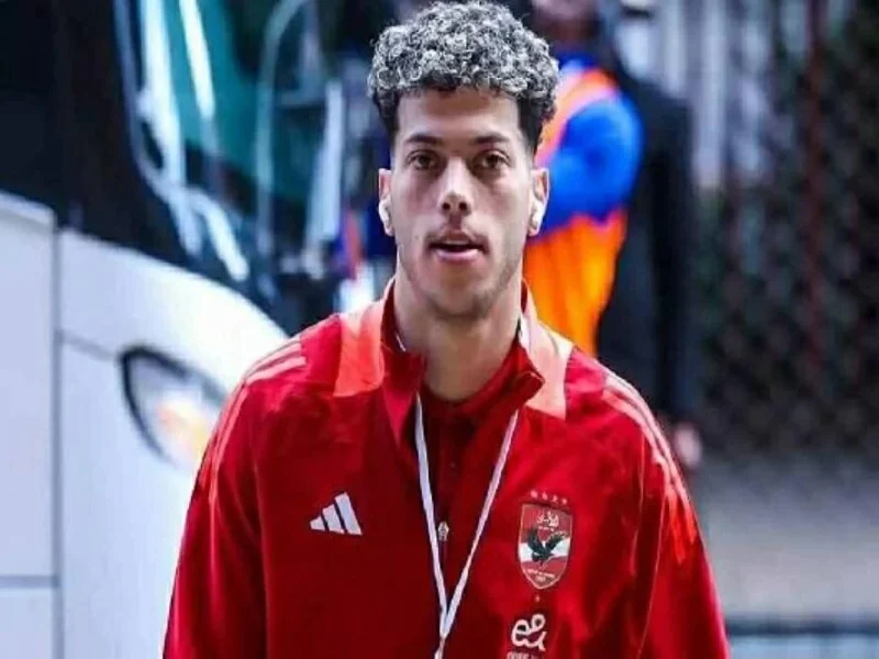 في ليلة واحدة.. أساطير الأهلي تتصدى لإمام عاشور بوصف تصرفاته بالصبيانية