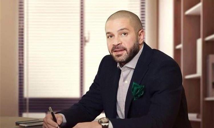 استمرار الدوري وتأكیدات دیاب: المسابقة ماضية نحو الأمام بلا تراجع