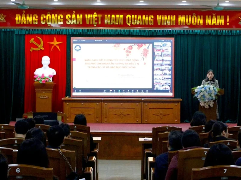 تحدي النطق: معلمو هونغ ين يكافحون لرفع مستوى مهارات الطلبة في التمييز بين اللام والنون