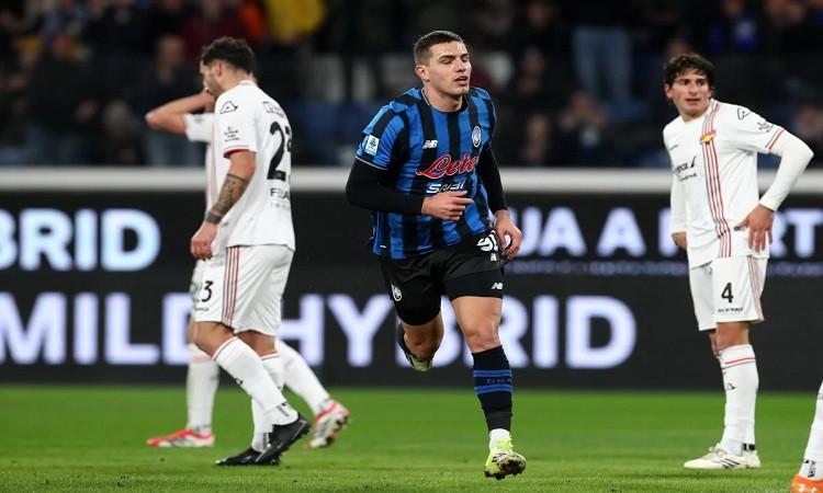 تمسك أتالانتا بزمام الأمور أمام كريمونيسي ويواصل رحلة الصعود نحو المراكز الأوروبية