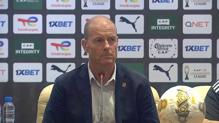 بعد أزمة إمام عاشور.. توروب يعدل استراتيجية الأهلي قبل مواجهة شبيبة القبائل