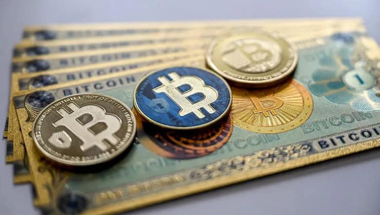 “سعر البيتكوين اليوم الخميس” انهيار حاد في سوق العملات المشفرة