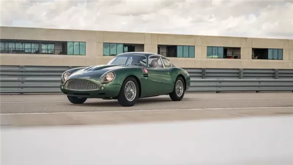 أسطورة بريطانية تحت الأضواء العالمية، Aston Martin Zagato تُطرح للبيع بمزاد بسعر مليوني دولار