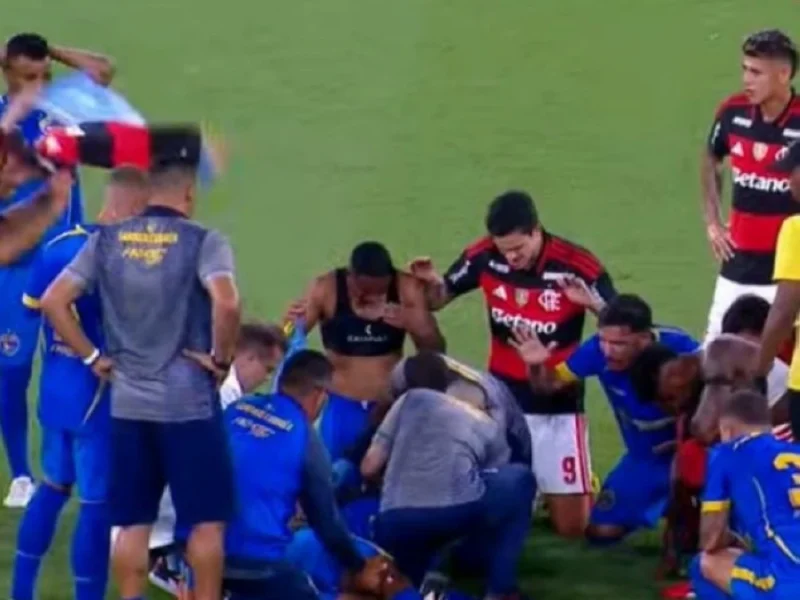 صدمة في الساحة الرياضية – نوبة تشنج تحبس أنفاس اللاعبين