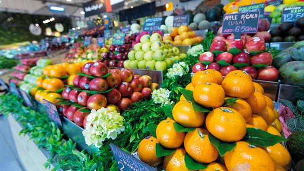 أسعار الفواكه اليوم: ارتفاع مستمر في الفراولة والجوافة وانخفاض الكنتالوب