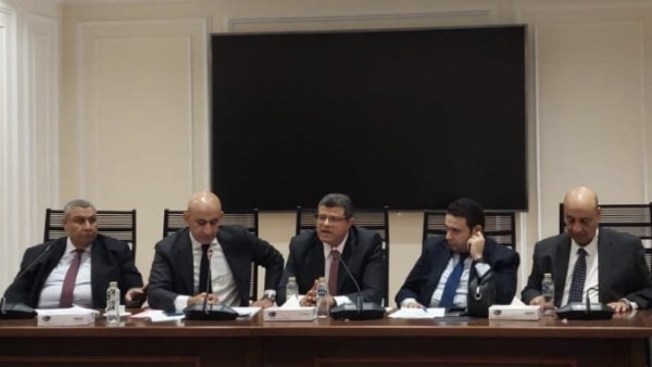 تخفيض العدد الإجمالي لطلاب الفصل في المدارس الحكومية إلى 50 طالبا بدلاً من 200