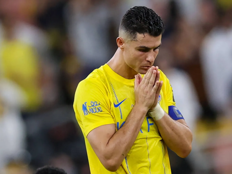 هل كانت الخيارات الاستراتيجية وراء استبعاد رونالدو من كلاسيكو النصر والاتحاد؟