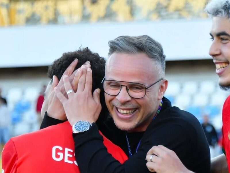 مع انطلاقة جديدة بعد التتويج بكأس العالم.. وهبي يثير التكهنات بشأن تجربة تدريبية خارج المنتخب المغربي