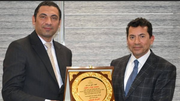 تكريم نائب حزب الوعي محمد فؤاد زغلول من وزير الشباب والرياضة