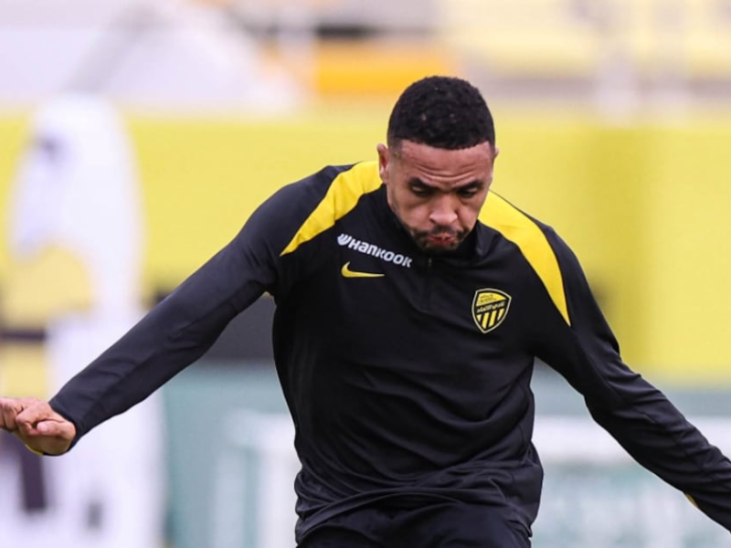 في تصريحات جريئة، نجم سعودي يبرز تفوق النصيري على بنزيمة