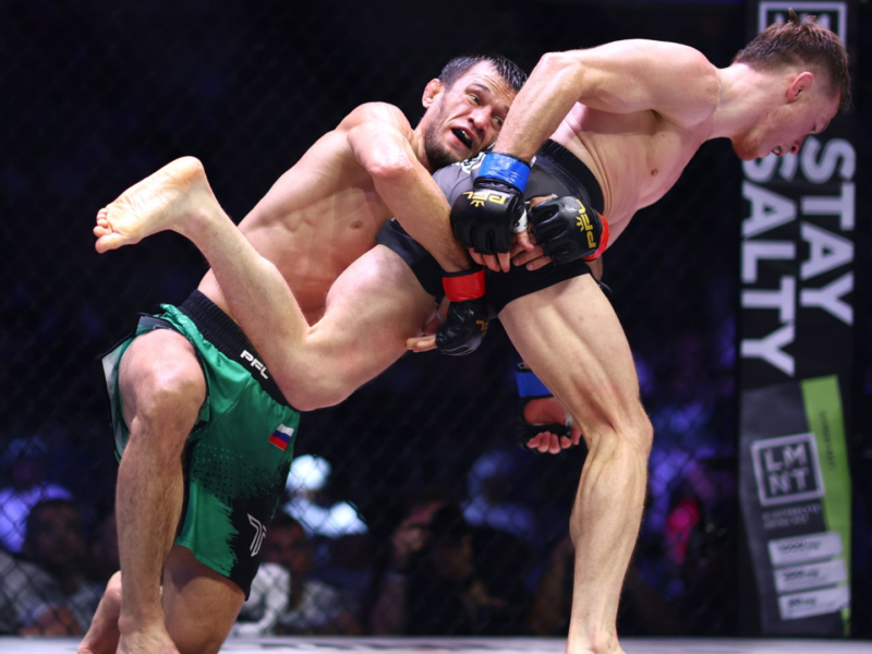 “اطلع على دليل حجز تذاكر النزال المرتقب بين عثمان نورماغوميدوف وألفي ديفيس في دبي 2026” كيفية شراء التذاكر والأسعار وتفاصيل الحجز والفئات المتاحة