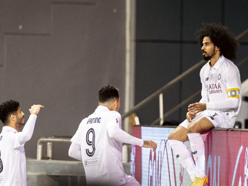 عفيف يتألق بهاتريك لرفع السد إلى قمة الدوري القطري