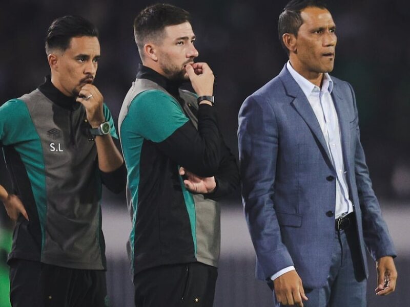 « سقوط مدوٍ » مدرب الرجاء يوضح أسباب هزيمته أمام النادي المكناسي