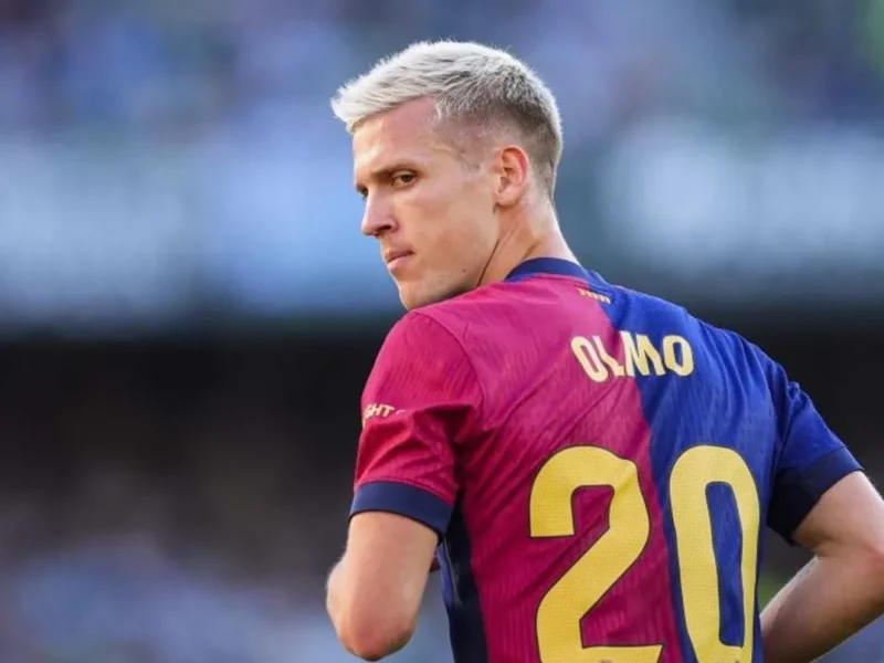 مشجع برشلونة ينجو من مأزق محرج بفضل أولمو (فيديو)