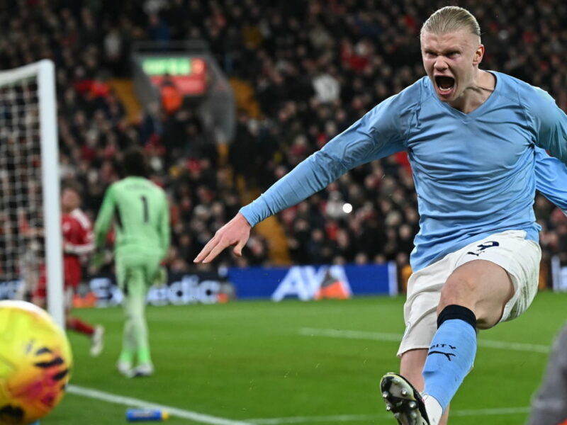 نقاط حاسمة: مانشستر سيتي يلاحق أرسنال في صراع اللقب بالدوري الإنجليزي