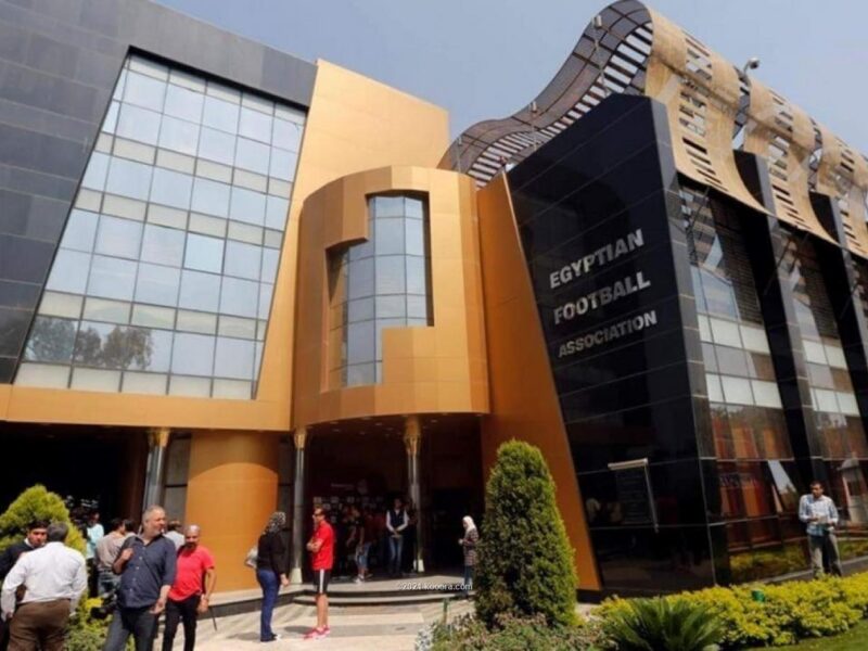 الخلاف يتصاعد اتحاد الكرة يخرج عن صمته ويرد بقوة على أنباء تقديم مباراة الزمالك الإفريقية