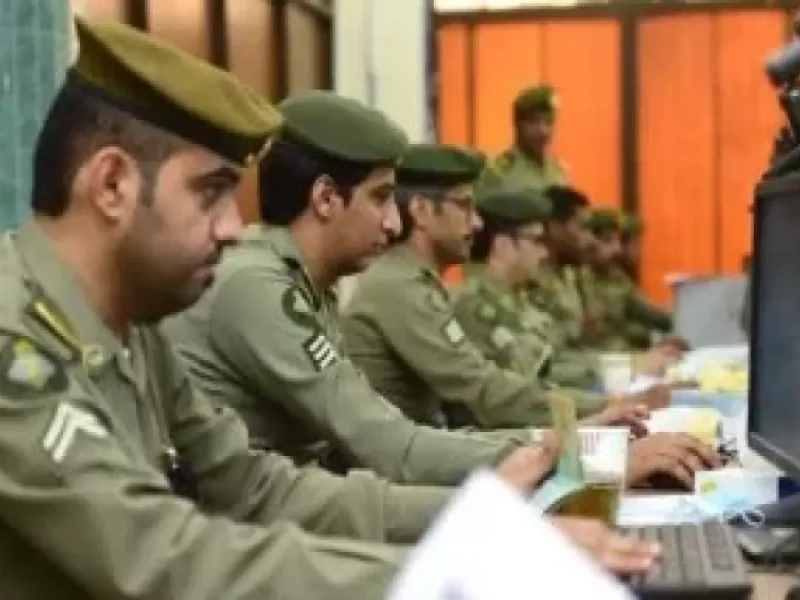 تساؤلات كثيفة بعد قرار الجوازات السعودية: شروط جديدة تقيّد خروج وعودة المقيمين