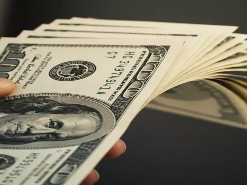 تشهد مصر تجميد سعر الدولار اليوم.. هل تنتهي فوضى الأسعار؟ أسعار البنوك تكشف عن مفاجآت غير متوقعة