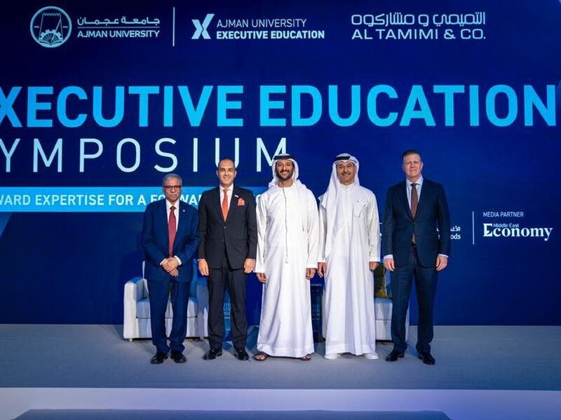 تدشين مركز التعليم التنفيذي بجامعة عجمان في ختام ندوة قادة ورؤساء مؤثرين