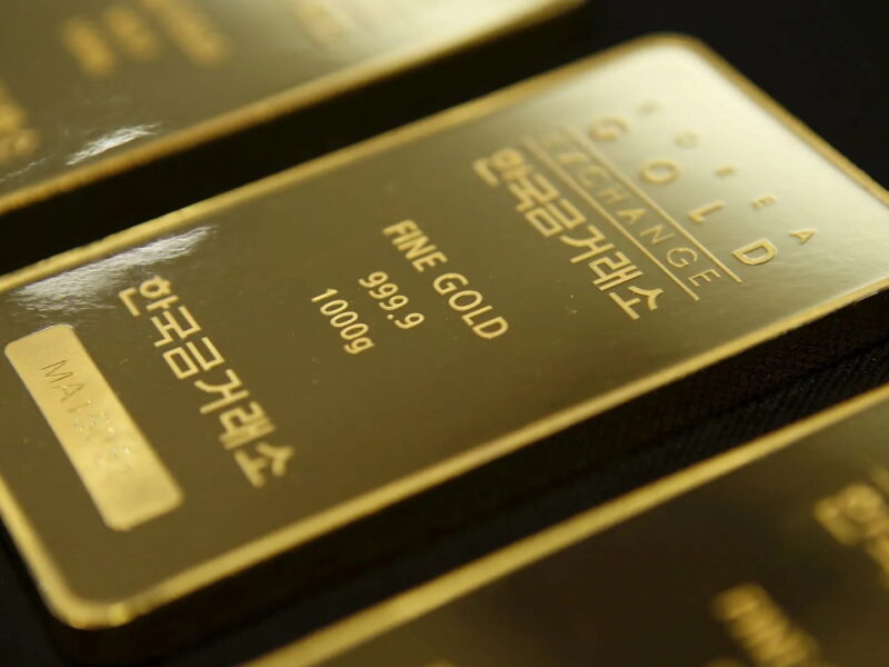 الذهب يحقق قفزة ملحوظة مجدداً ويصل إلى مستويات قياسية جديدة