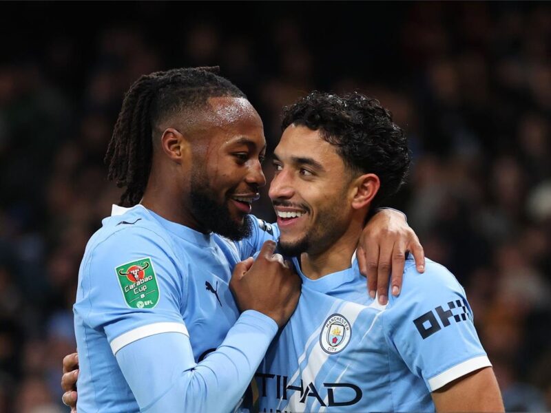 مرموش يتألق بثلاثية ويقود مانشستر سيتي لنهائي كأس الرابطة ضد آرسنال