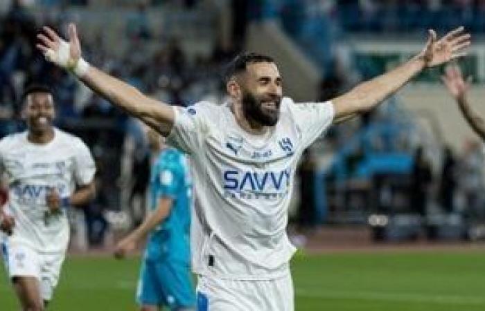 بصمة بنزيما الثلاثية تكتب التاريخ ضد الهلال وتثير ضجة عالمية