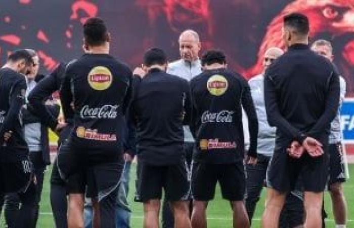 تدريبات خططية ومحاضرة تحفيزية من توروب للاعبي الأهلي قبل مواجهة الإسماعيلي