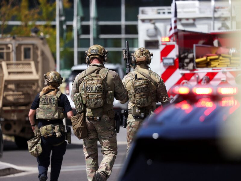 الهجرة الأمريكية ترفض تعليق خدماتها أثناء كأس العالم