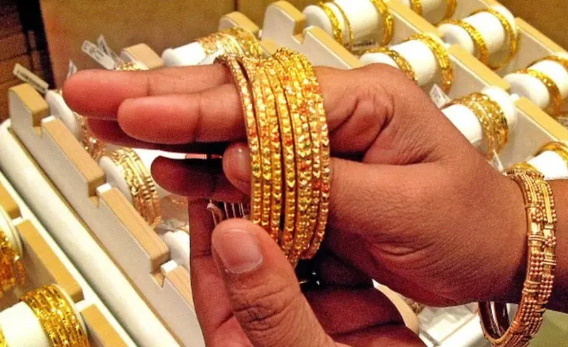 معدن الأمان يتألق بسعر عيار 21.. أسعار الذهب اليوم الأحد 8 فبراير 2026 بعد عطلة الصاغة