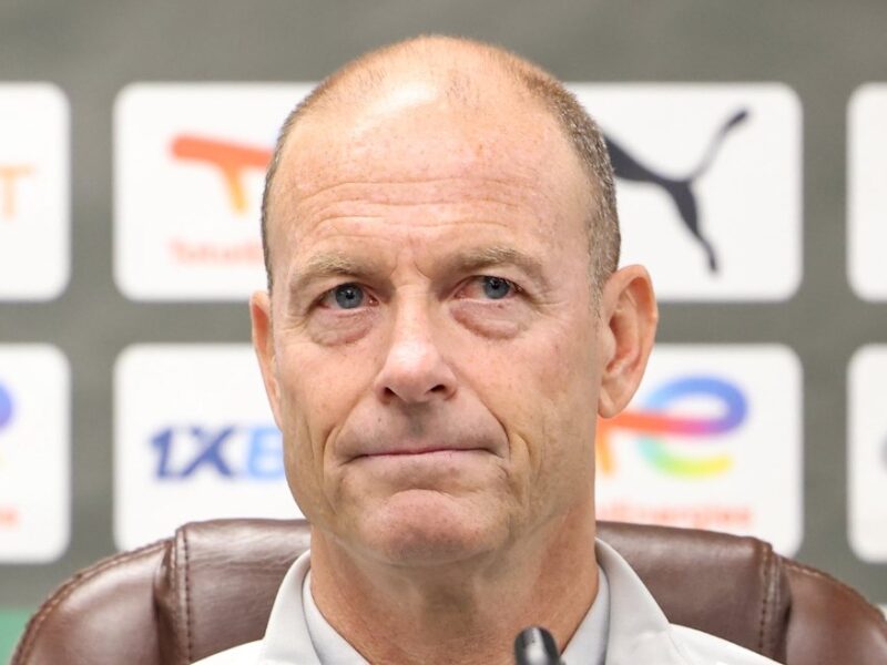 توروب يعبر عن استيائه من أداء الأهلي أمام شبيبة القبائل ويشير إلى أن الحظ كان في صف الفريق