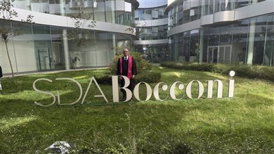 أتممت بنجاح برنامج الماجستير التنفيذي في إدارة الأحداث الرياضية.. وفخور جدًا إني قدرت ارفع اسم بلدي