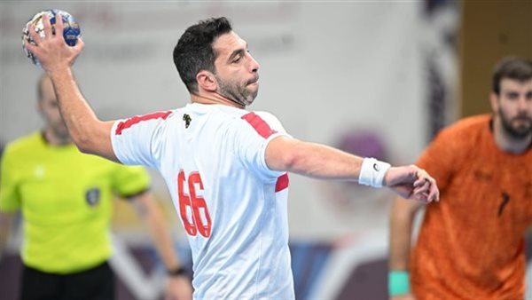 أحمد الأحمر يعلن الرحيل عن يد الزمالك بعد مسيرة حافلة