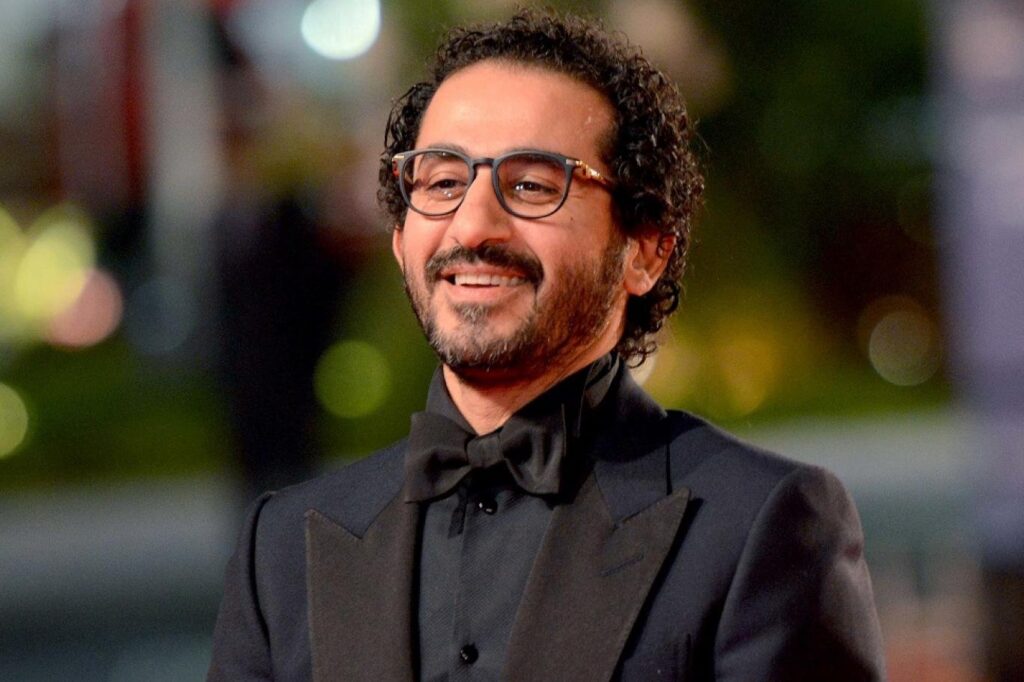 أحمد حلمي يراهن على «حدوتة» و«أضعف خلقه» لعودة قوية إلى السينما