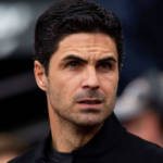 أرسنال يترك الصدارة بعد 200 يوم