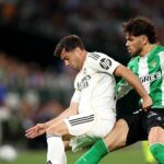 “أعطوا اللقب لبرشلونة الآن”.. صحفي يثور غضبا على التحكيم!